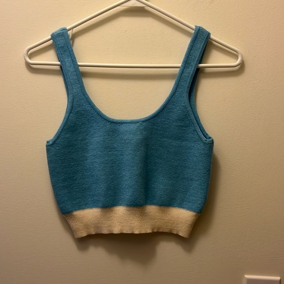 Kendall and Kylie blue and white crop top Size Small - Picture 2 of 7